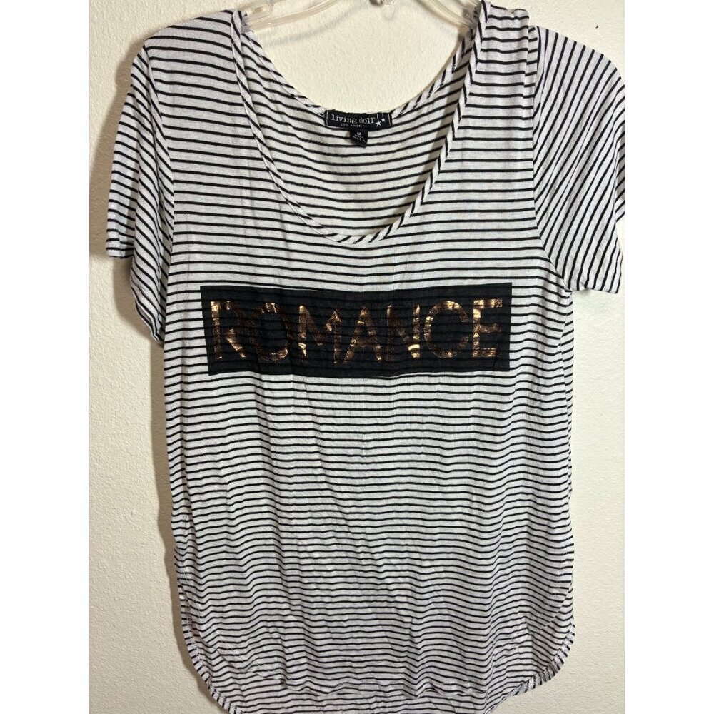 Living Doll T-Shirt "Romance" Casual Short Sleeve Tee Size Medium
